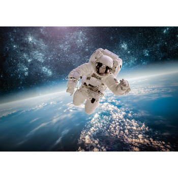 Космонавт