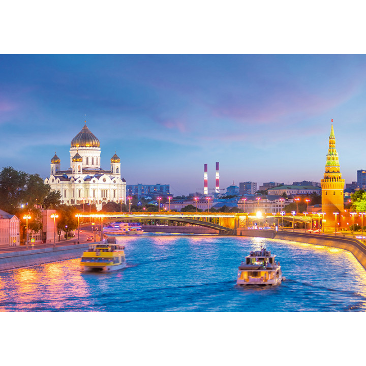 Храм Христа Спасителя и Московский Кремль